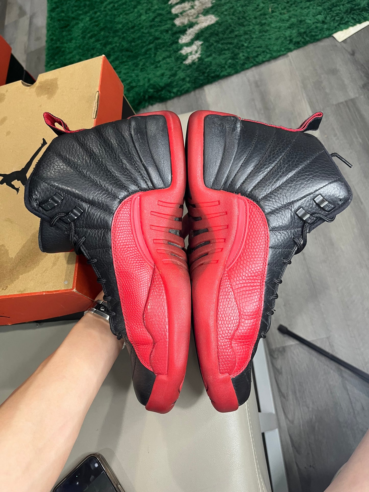 Air Jordan 12 Retro Flu Game 2016 130690-002 USED SIZE 9.5M