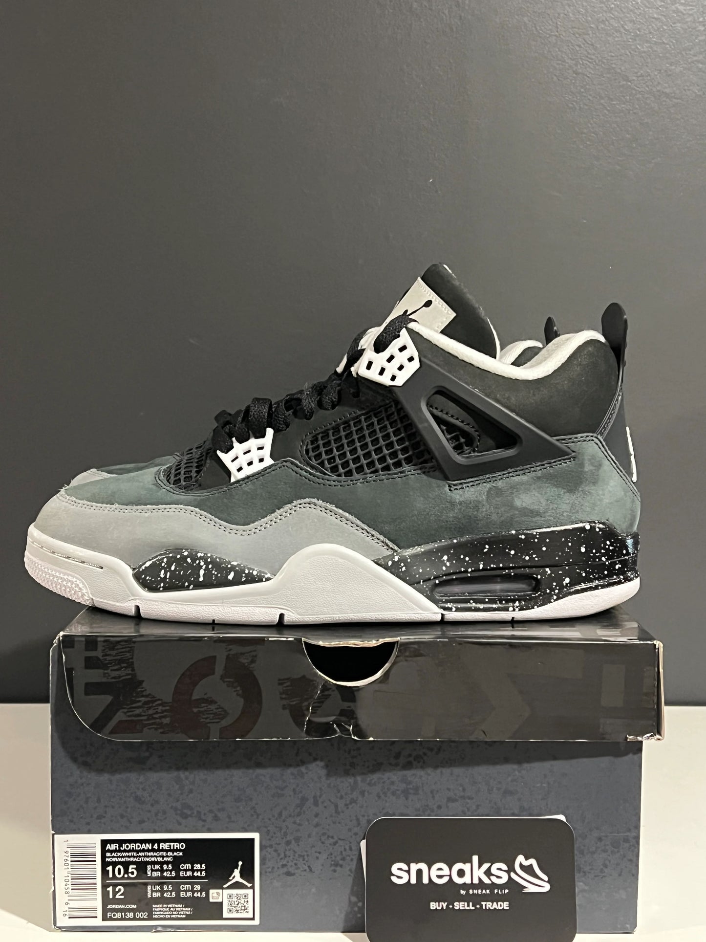 Jordan 4 Retro Fear (2024) - Used