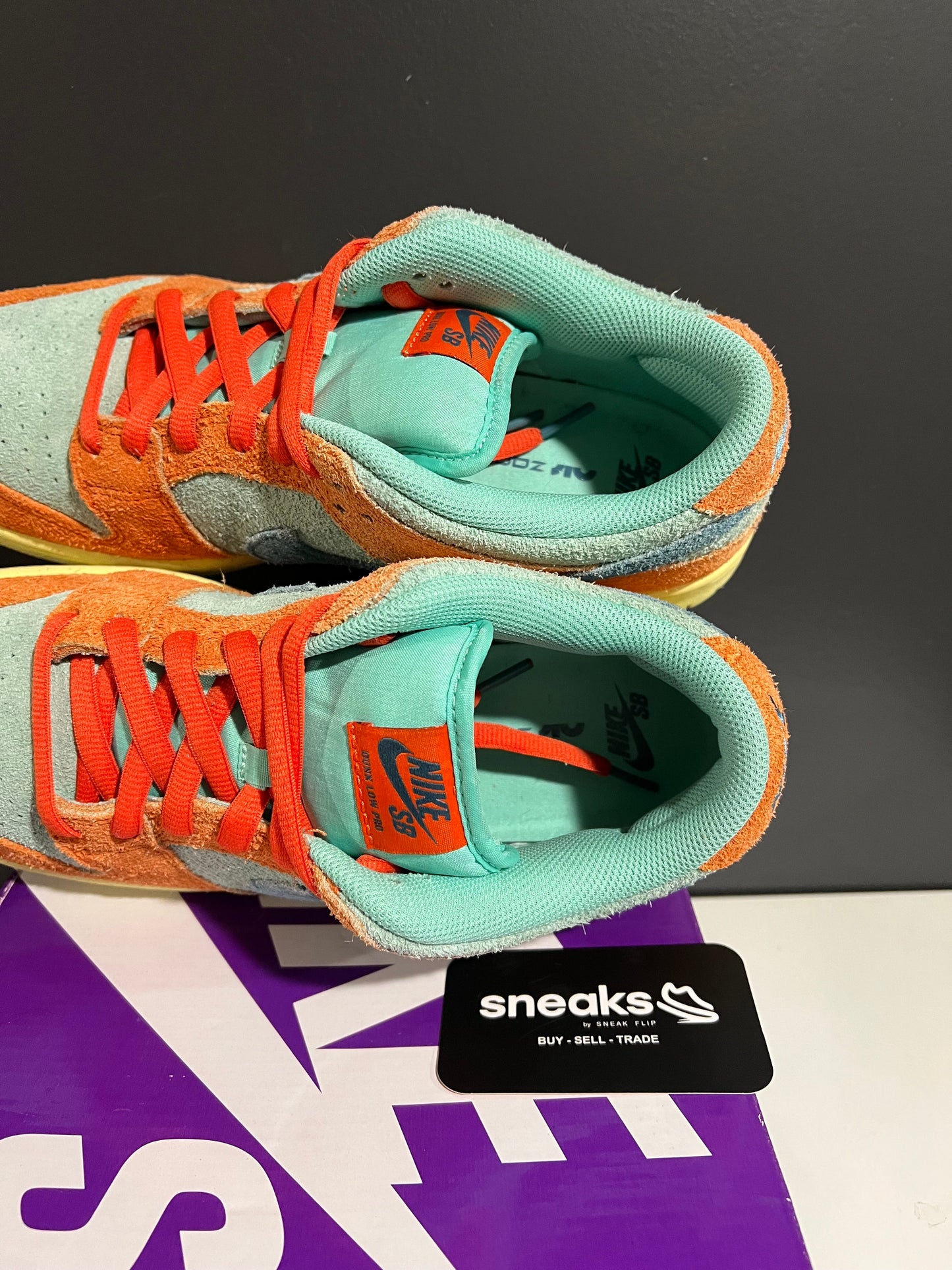 Nike SB Dunk Low Orange Emerald Rise - Used