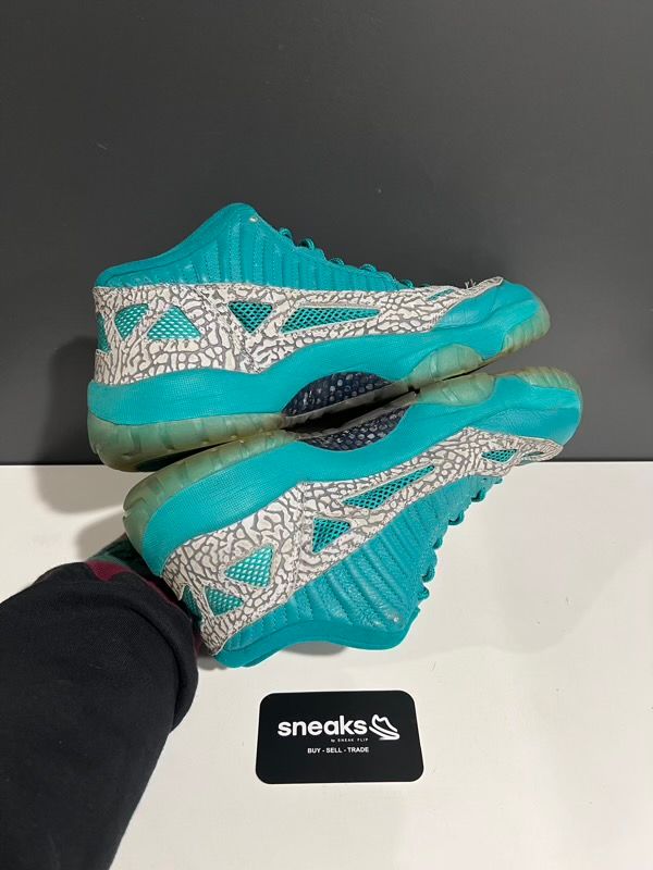 Jordan 11 Retro Low IE Rio Teal - USED NO BOX