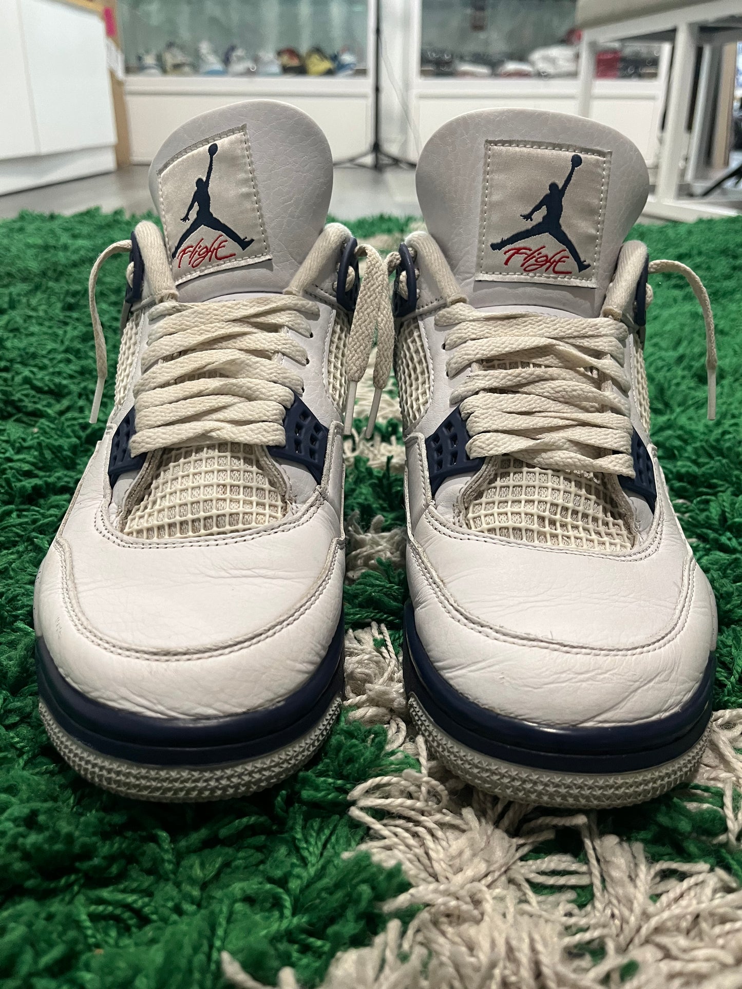 Air Jordan 4 Retro Midnight Navy DH6927 140 USED SIZE 8.5M NO BOX