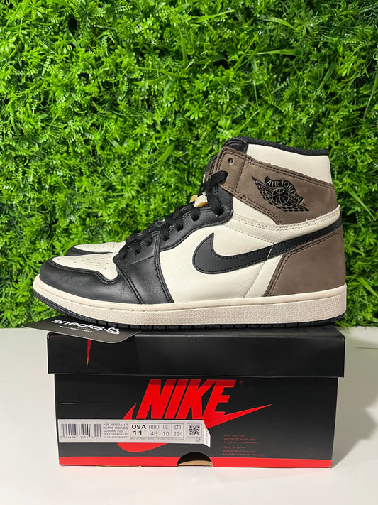 Jordan 1 Retro High Dark Mocha - Used