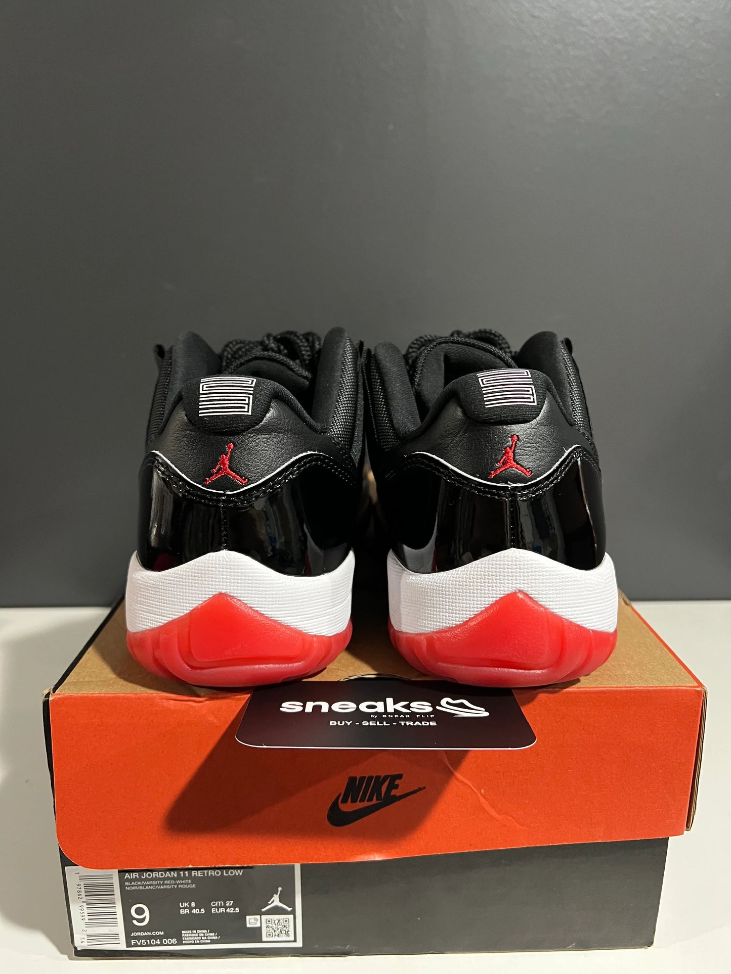 Jordan 11 Retro Low Bred (2025) - Used