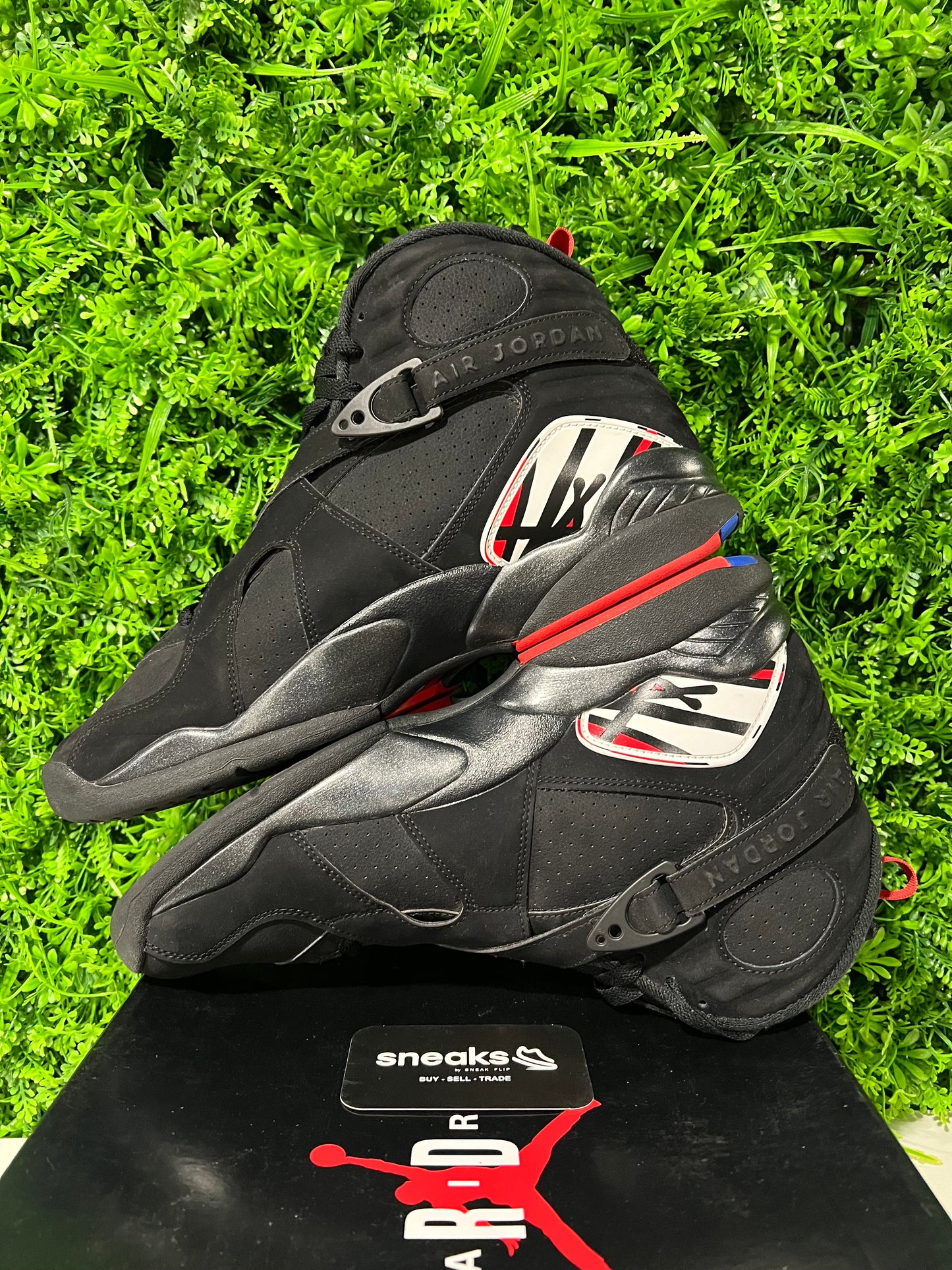 USED Air Jordan 8 Retro Playoff 2023 305381-062 SIZE 12M OG ALL