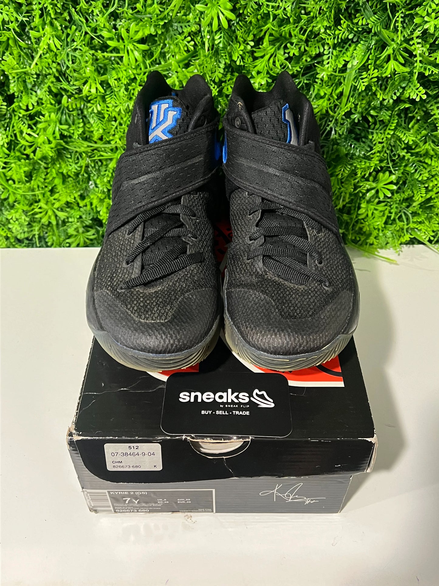 Nike Kyrie 2 Duke - Used