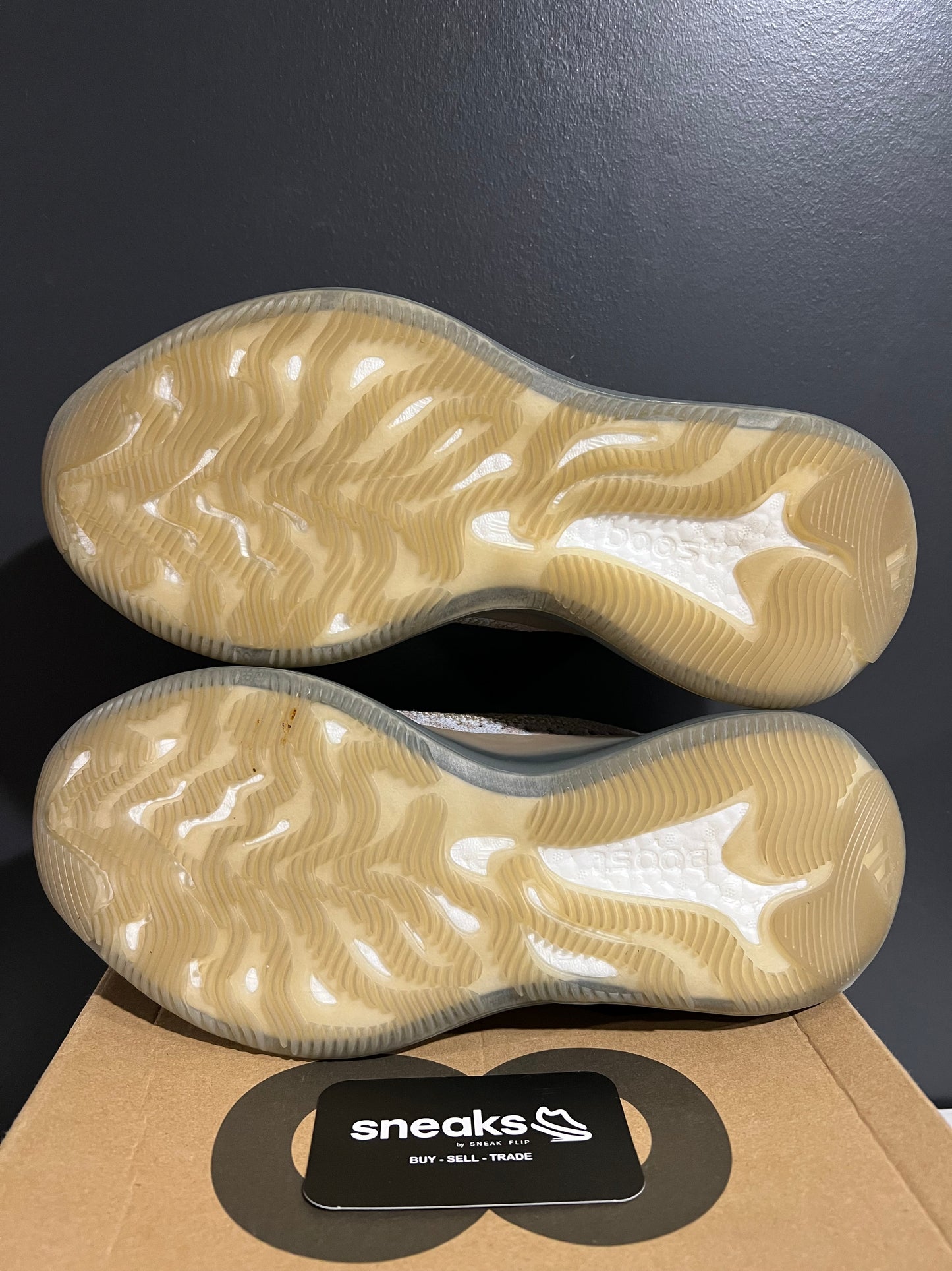 USED Yeezy Boost 380 Pepper Non-Reflective FZ1269 SIZE 10.5M OG ALL AG25-271