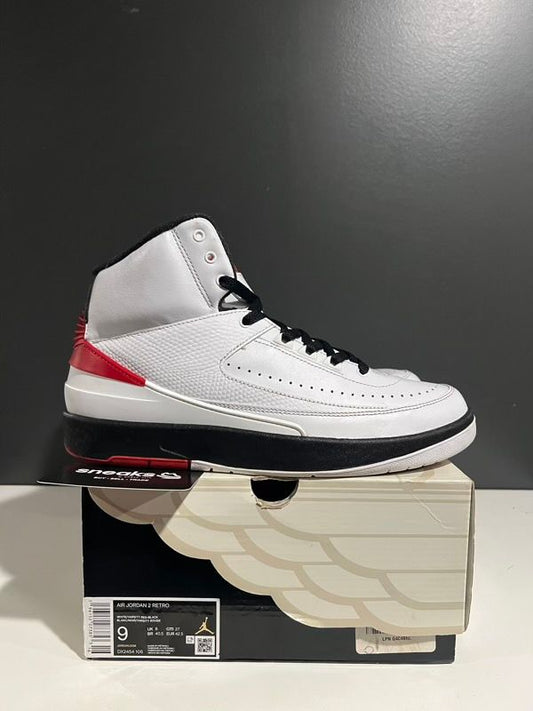 USED SIZE 9.5M Jordan 2 Retro OG Chicago (2022) - Used