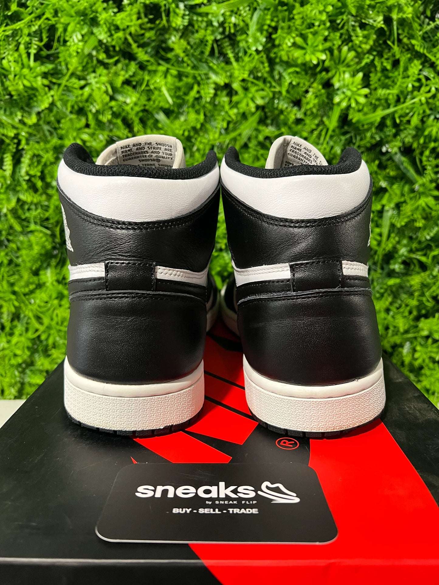 Jordan 1 Retro High OG Black White - Used