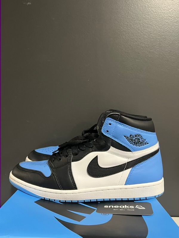 USED SIZE 11M Jordan 1 Retro High OG UNC toe - Used