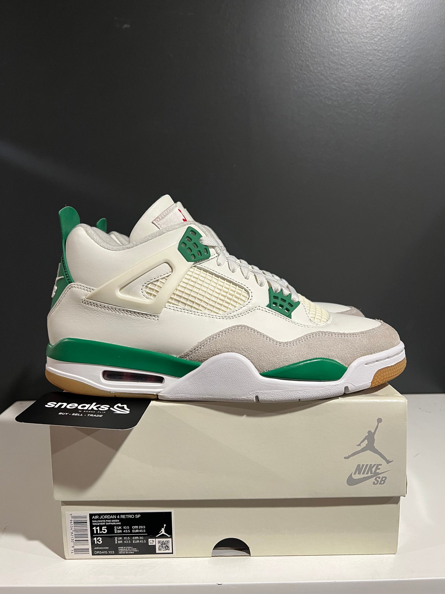 USED Nike SB x Air Jordan 4 Retro SP Pine Green DR5415-103 SIZE 11.5M OG ALL JY25-279