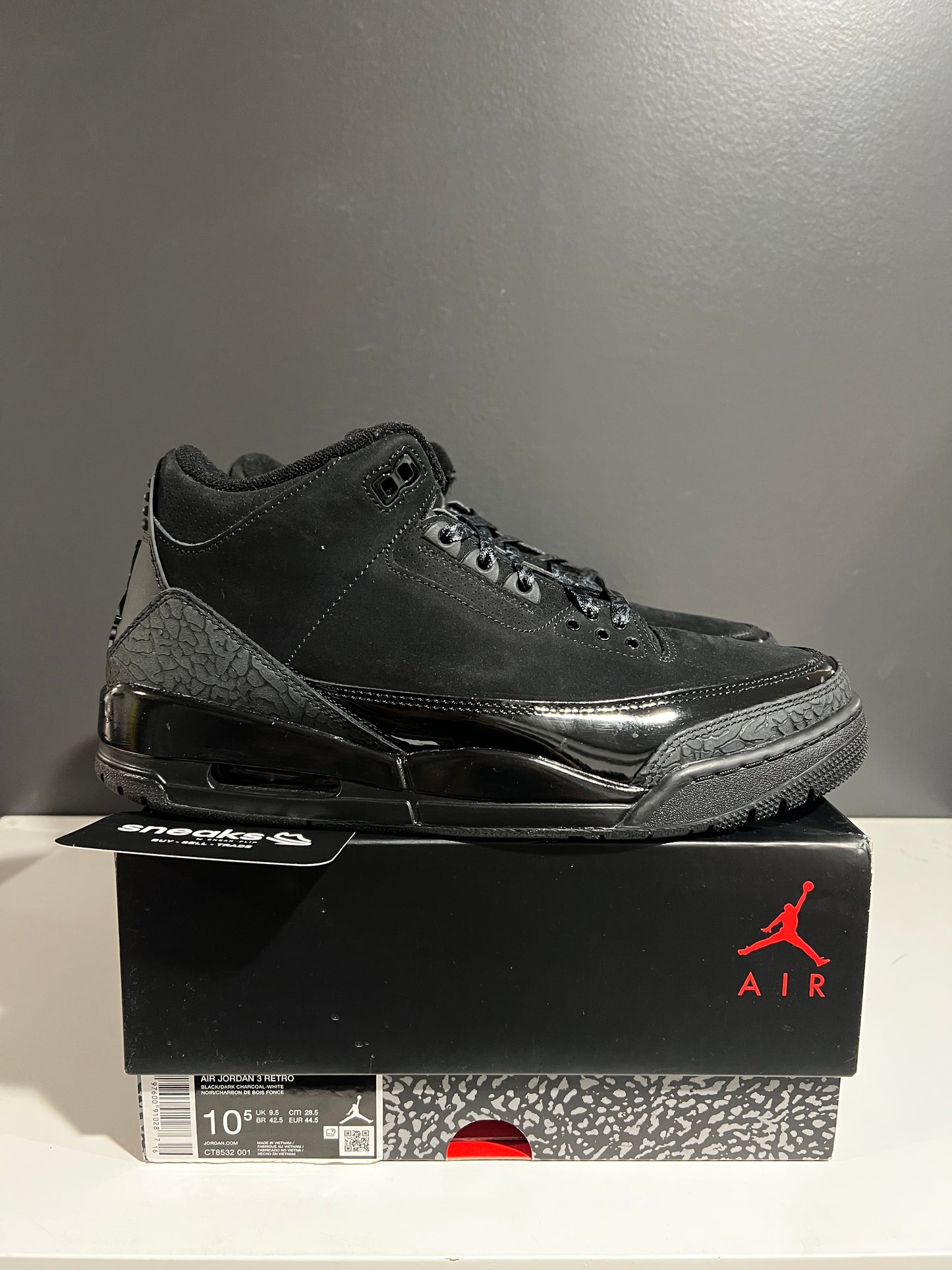 USED Air Jordan 3 Retro Black Cat 2025 CT8532-001 SIZE 10.5M OG ALL JY25-280