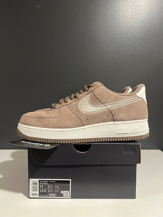 USED Air Force 1 '07 LV8 Embroidered Swoosh Mink Brown HJ4465-200 SIZE 11M OG ALL AG25-164
