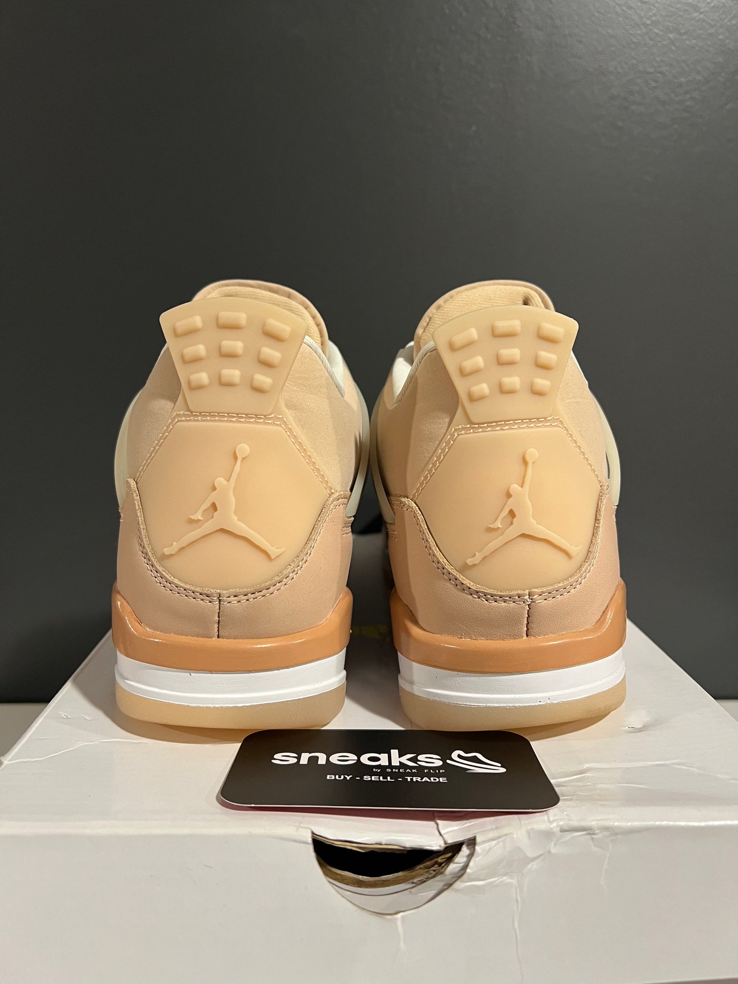 USED Wmns Air Jordan 4 Retro Shimmer DJ0675-200 SIZE 6.5Y OG ALL