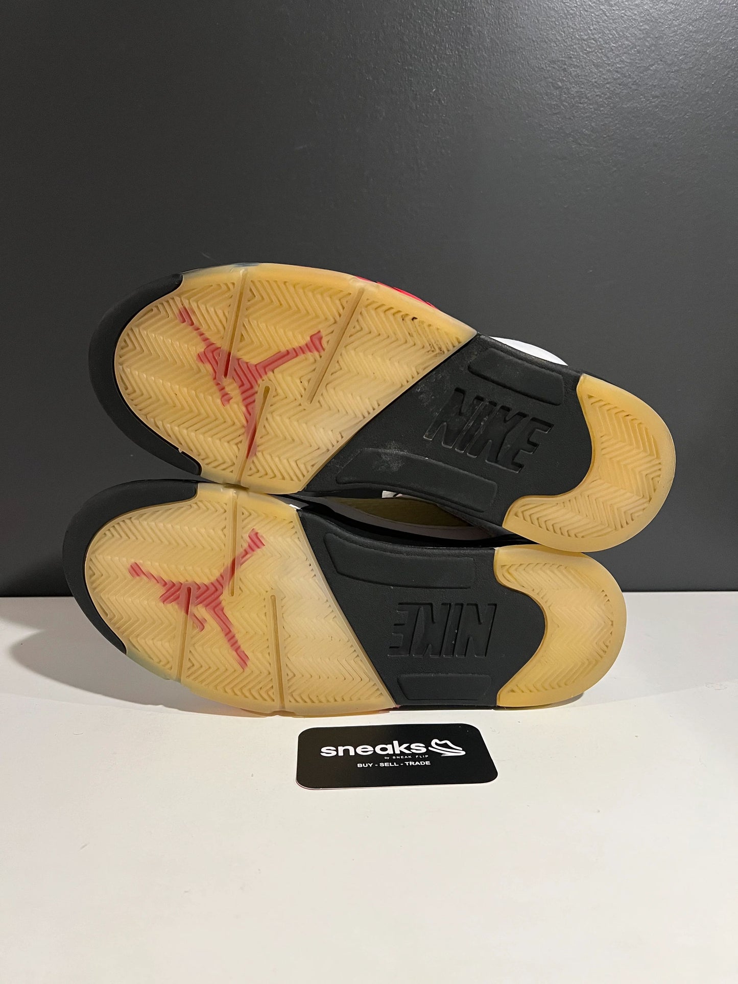 Jordan 5 Retro Fire Red Silver Tongue (2020) - Used