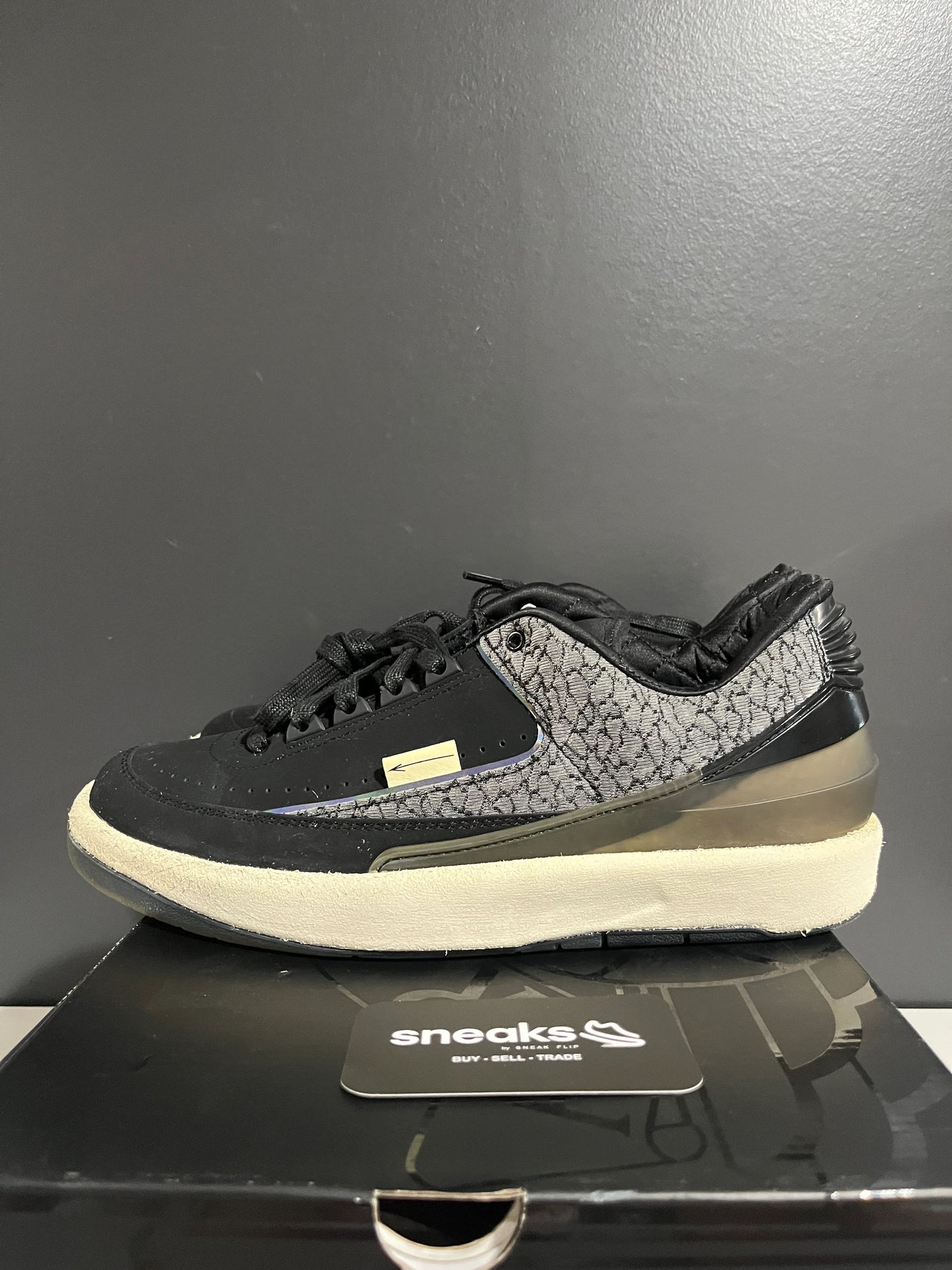 USED SIZE 10M Jordan 2 Retro Low Responsibility - Used