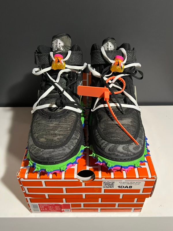 NEW SIZE 10M Nike Air Force 1 Mid Off-White Black