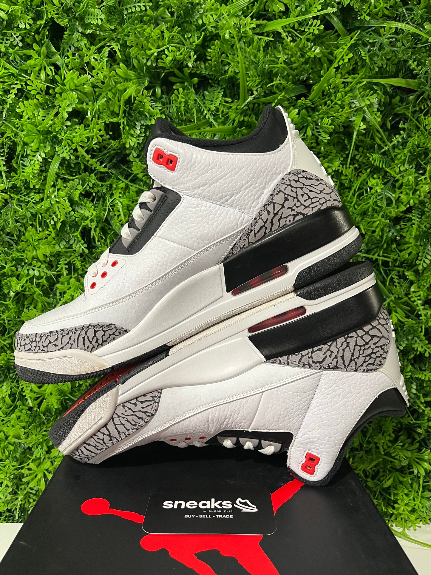 USED Air Jordan 3 Retro Infrared 23 136064-123 SIZE 10M OG ALL
