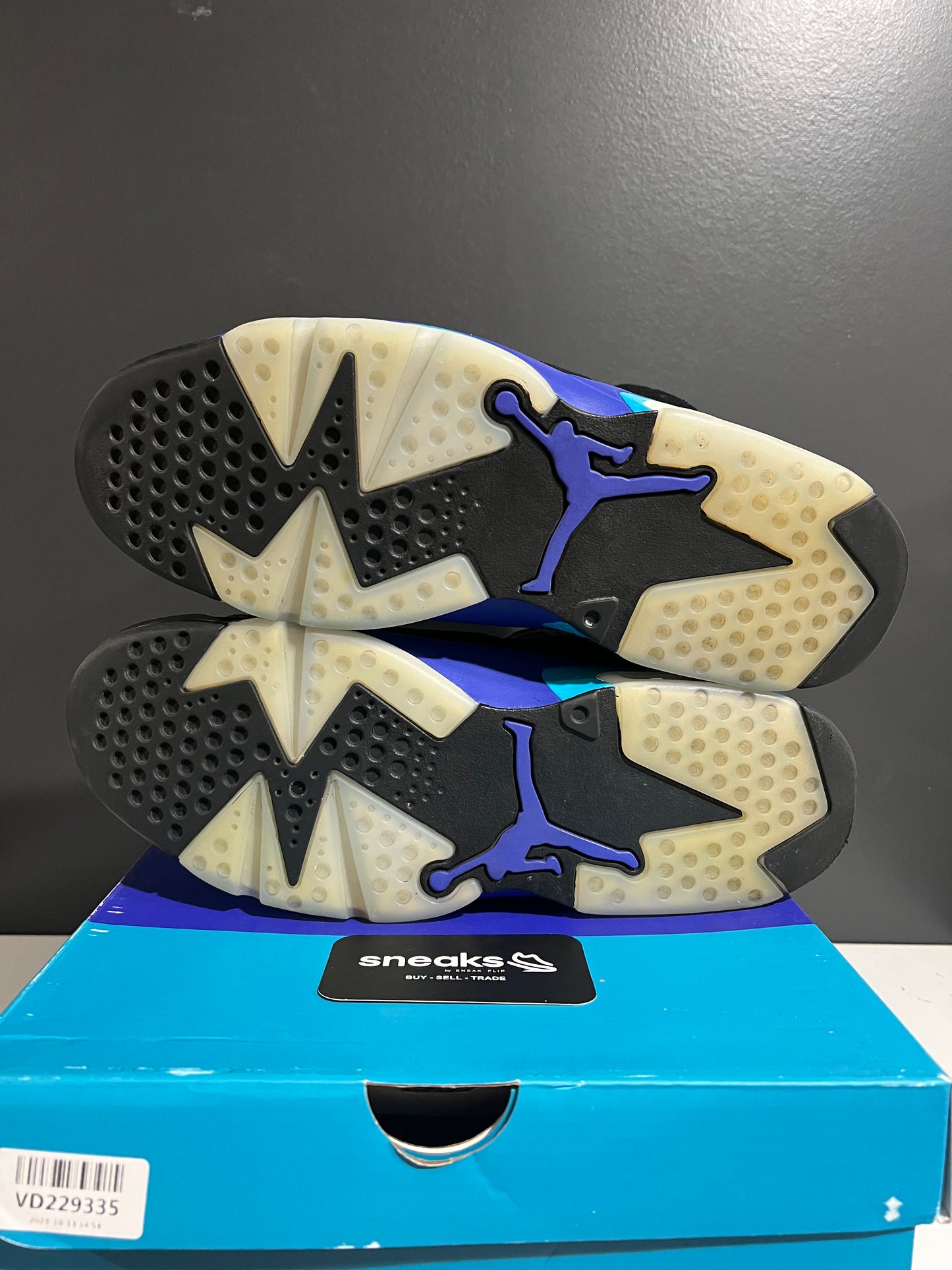 USED Air Jordan 6 Retro Aqua CT8529-004 SIZE 11M OG ALL JN25-195