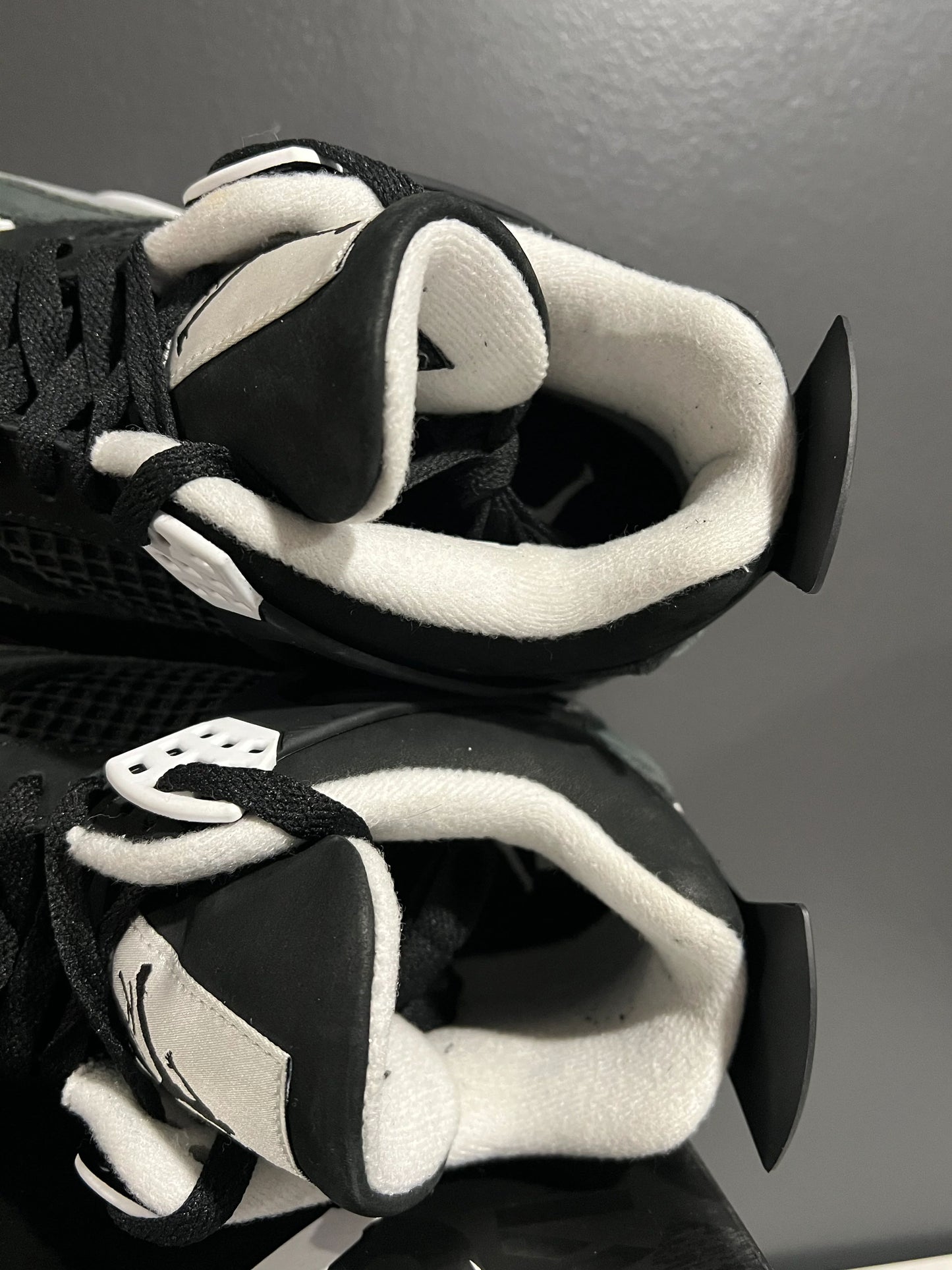 Jordan 4 Retro Fear (2024) - Used