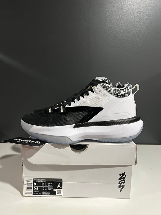 NEW Air Jordan Zion 1 Black White DA3130-002 SIZE 8M OG ALL JY25-216