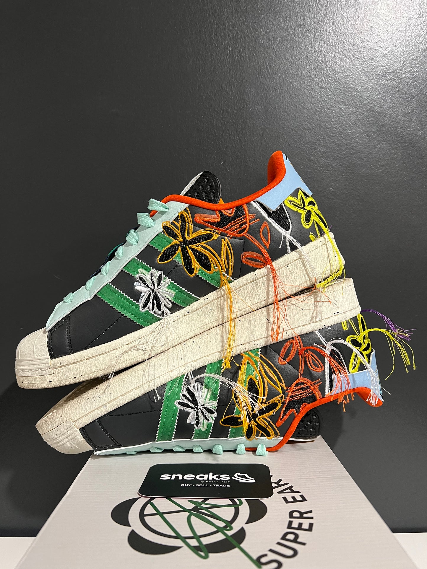 USED Sean Wotherspoon x Superstar Super Earth Black GX3823 SIZE 9.5M OG ALL AG25-349