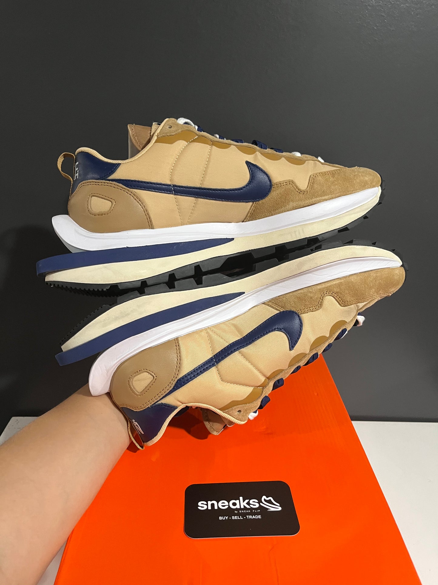USED sacai x VaporWaffle Sesame Blue Void DD1875-200 SIZE 12M OG ALL