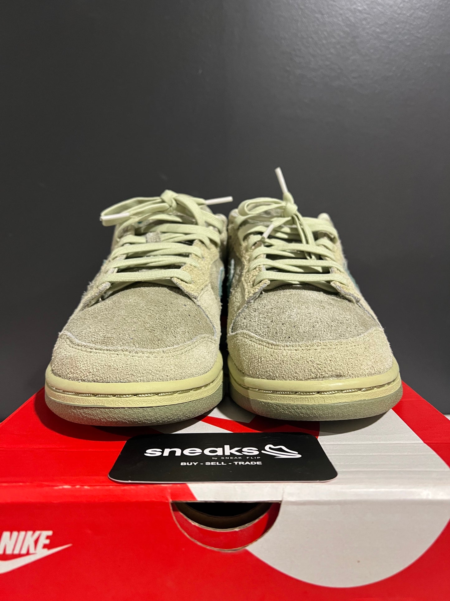 USED Nike Dunk Low Olive Aura (Women’s) HJ7291-371 SIZE 10M OG ALL JY25-241