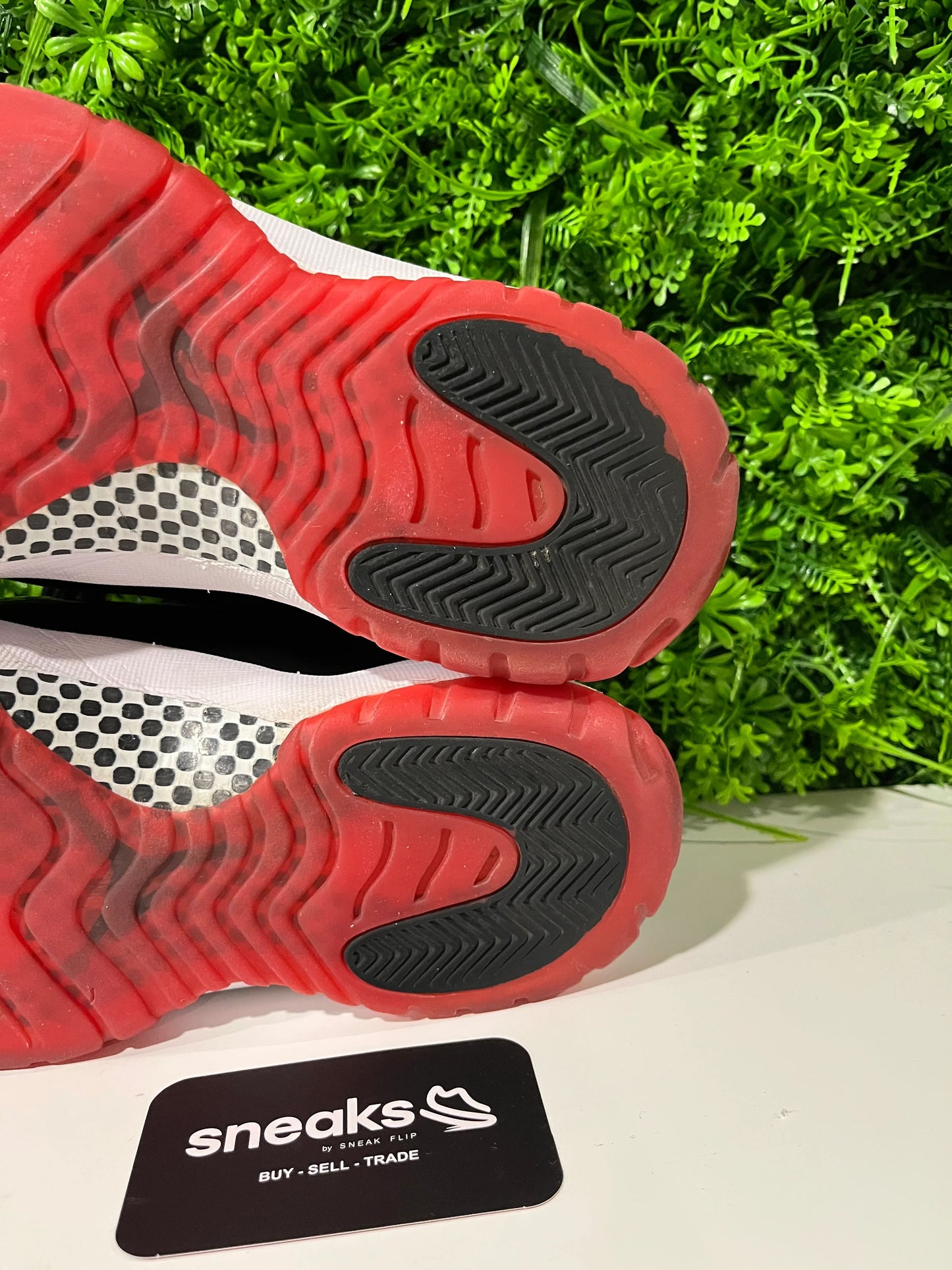 Jordan 11 Retro Playoffs Bred (2019) - Used