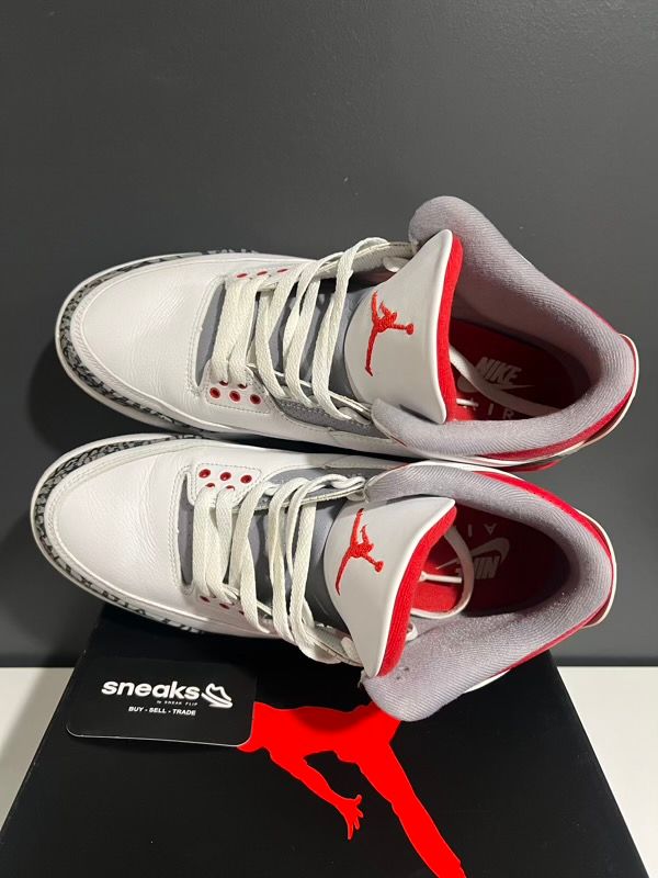 USED SIZE 10.5M  Jordan 3 Retro Fire Red (2022) - Used