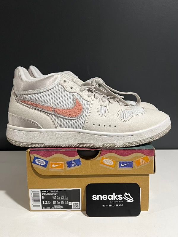 USED SIZE 9M Nike Mac Attack SP Social Status Silver Linings - Used