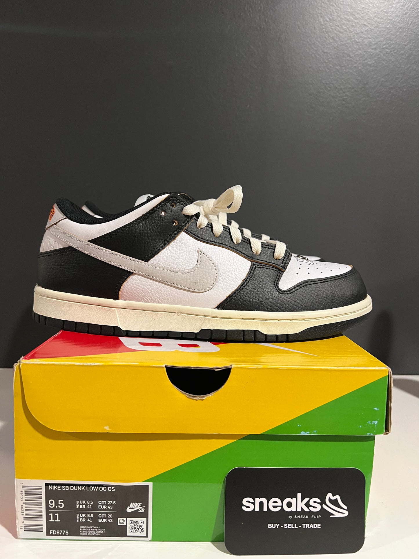 USED HUF x Dunk Low SB San Francisco FD8775-001 SIZE 9.5M OG ALL