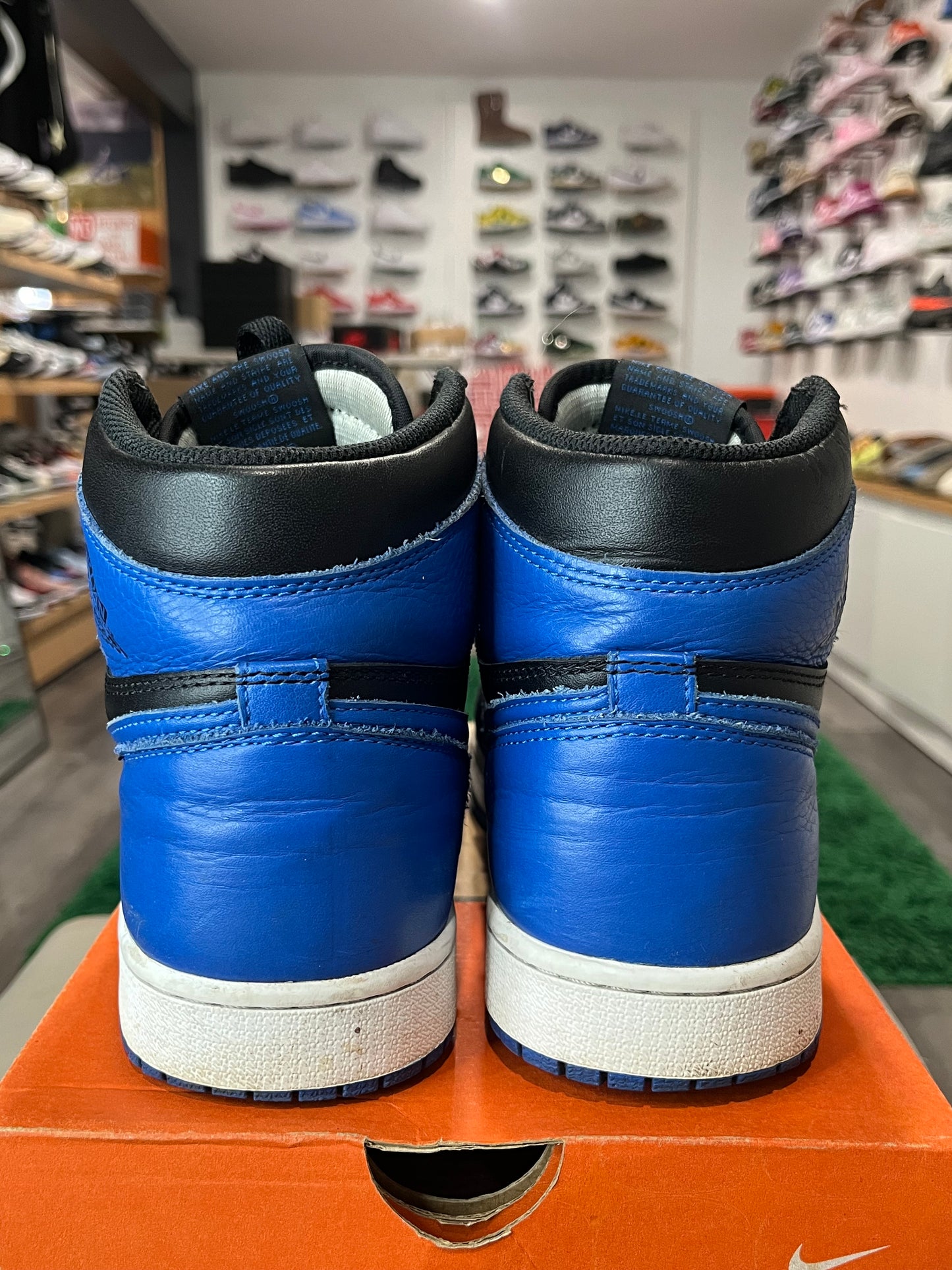 Air Jordan 1 Retro High OG Royal 2017  USED SIZE 9M NO BOX