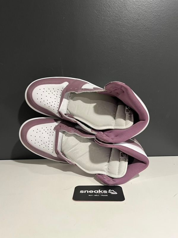 USED SIZE 10M Jordan 1 Retro High OG Mauve - New (NO BOX)