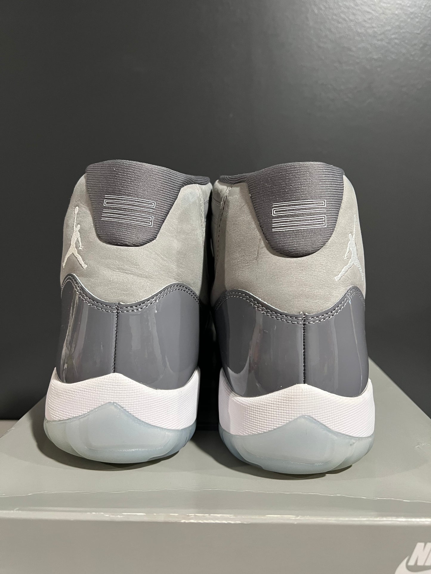 USED Air Jordan 11 Retro Cool Grey 2021 CT8012-005 SIZE 11M OG ALL