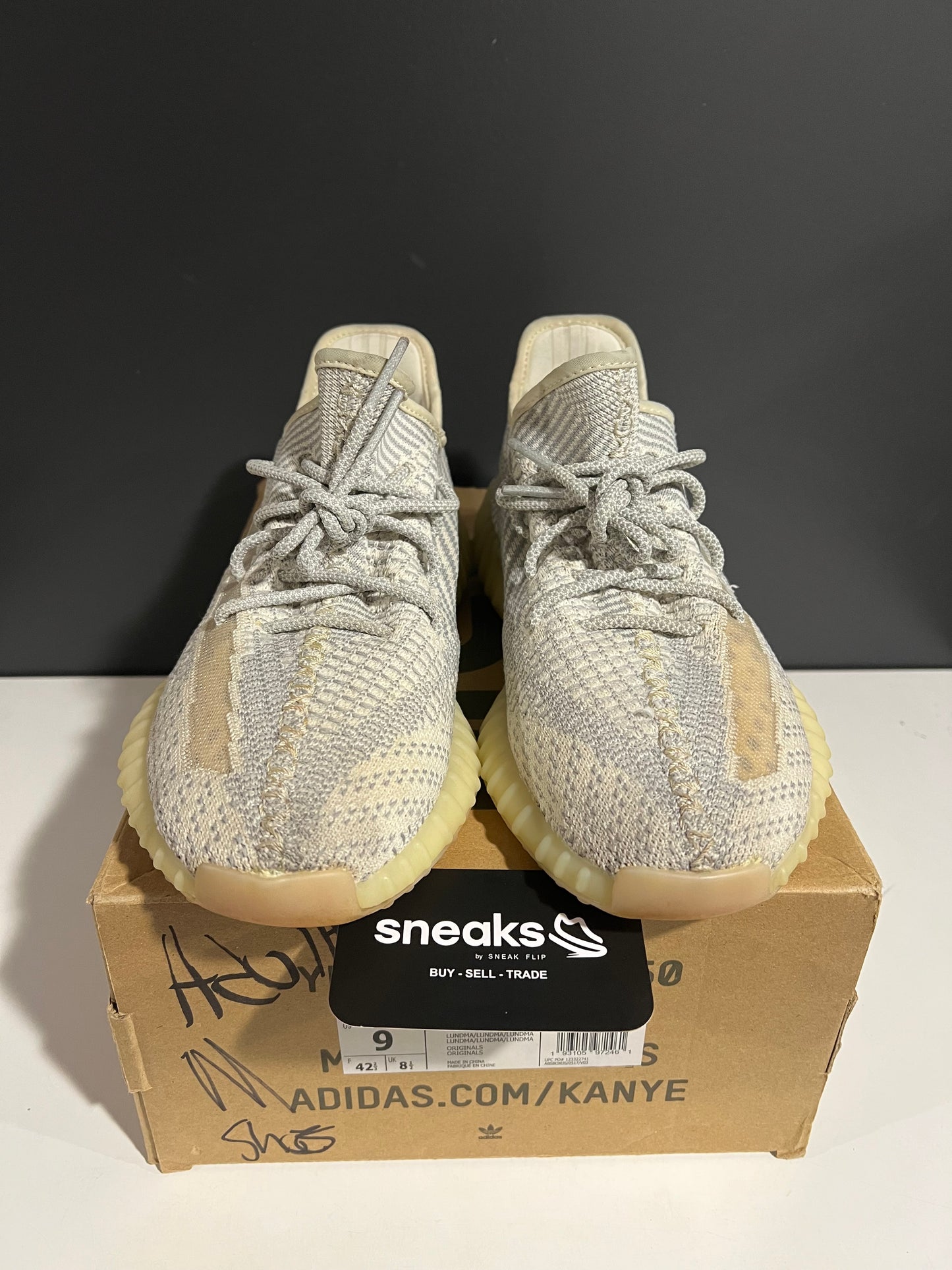 USED Yeezy Boost 350 V2 Lundmark Non-Reflective FU9161 SIZE 9M OG ALL AG25-280