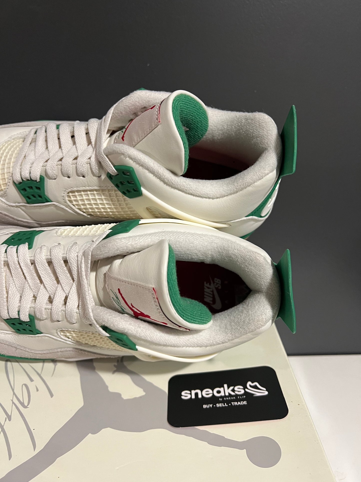 USED Nike SB x Air Jordan 4 Retro SP Pine Green DR5415-103 SIZE 11.5M OG ALL JY25-279