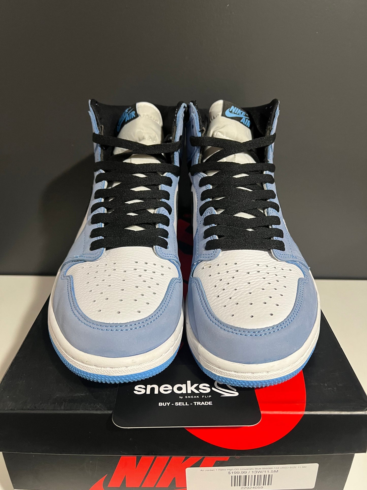 Jordan 1 Retro High OG University Blue - Used