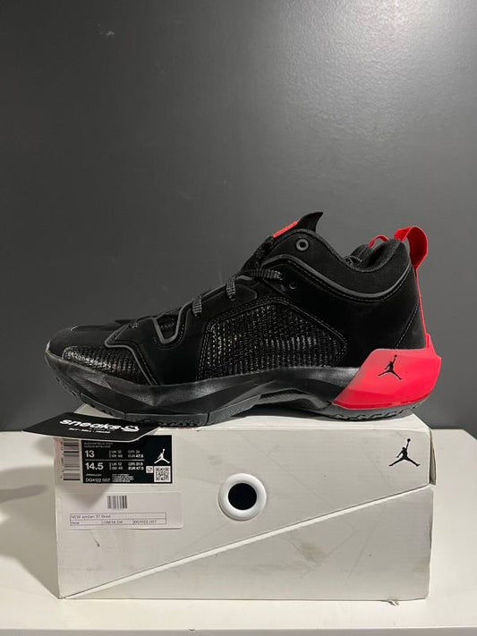NEW SIZE 13M Jordan 37 Bred