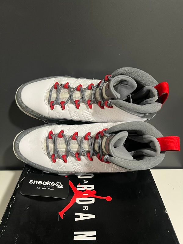 USED SIZE 9.5M Jordan 9 Retro Fire Red - Used