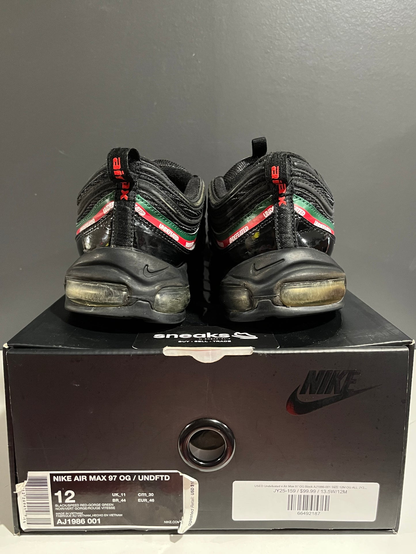 USED Undefeated x Air Max 97 OG Black AJ1986-001 SIZE 12M OG ALL JY25-159