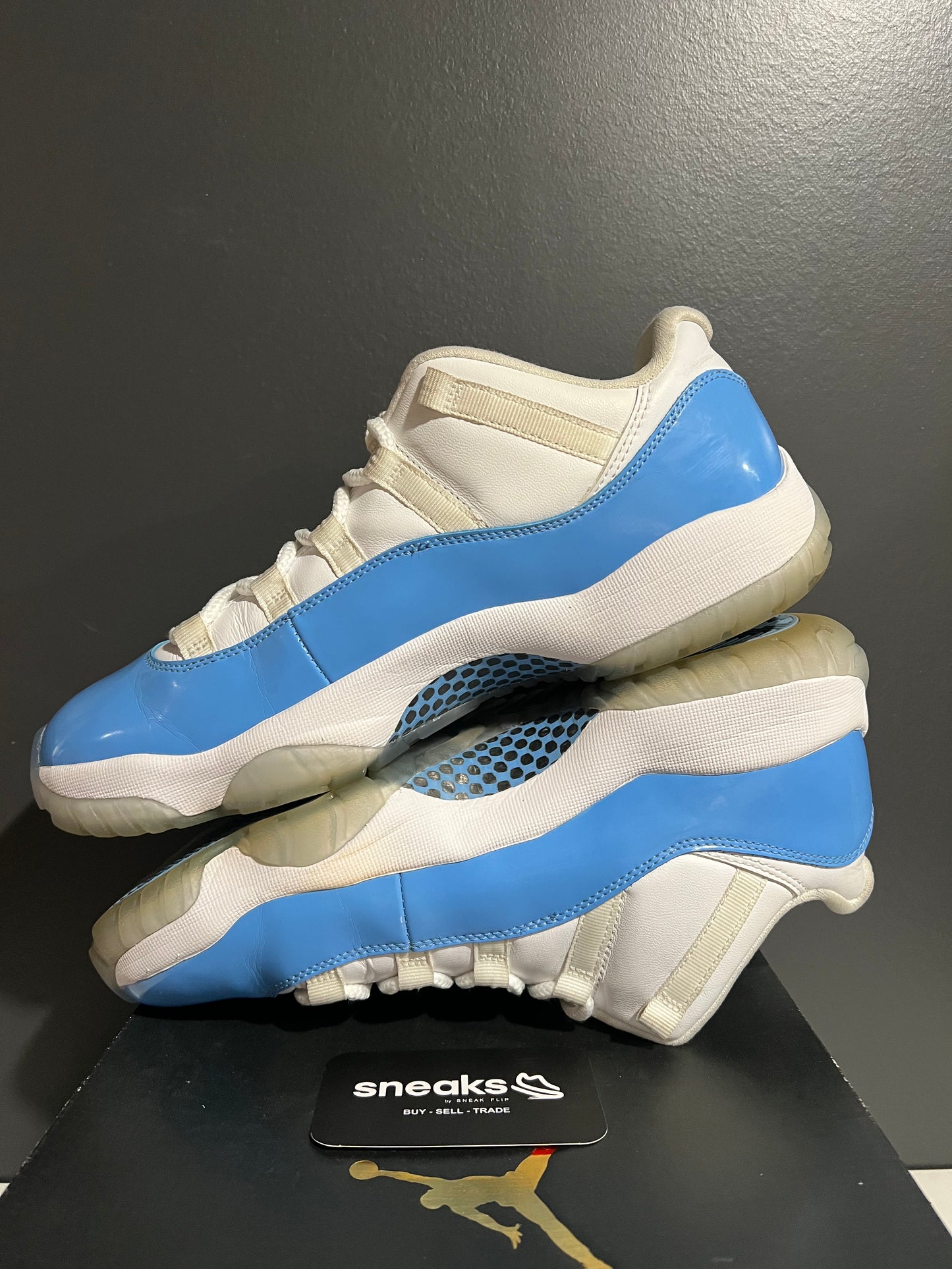 USED Air Jordan 11 Retro Low UNC 2017 528895-106 SIZE 10M OG ALL AG25-167