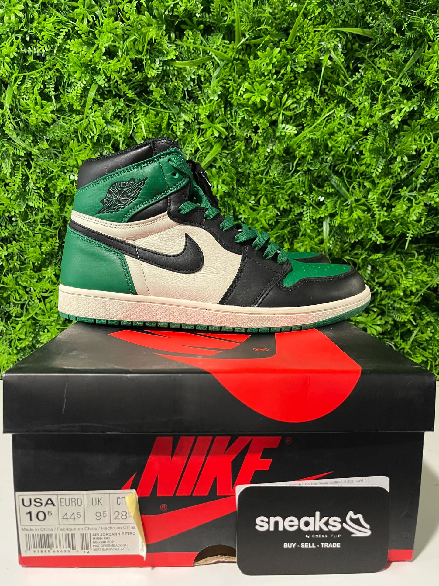 Jordan 1 Retro High Pine Green - Used