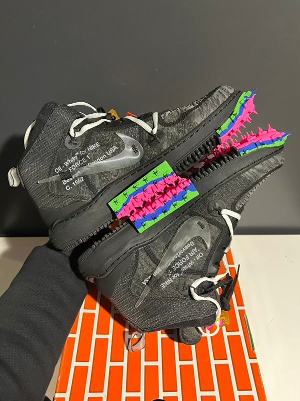 NEW SIZE 10M Nike Air Force 1 Mid Off-White Black