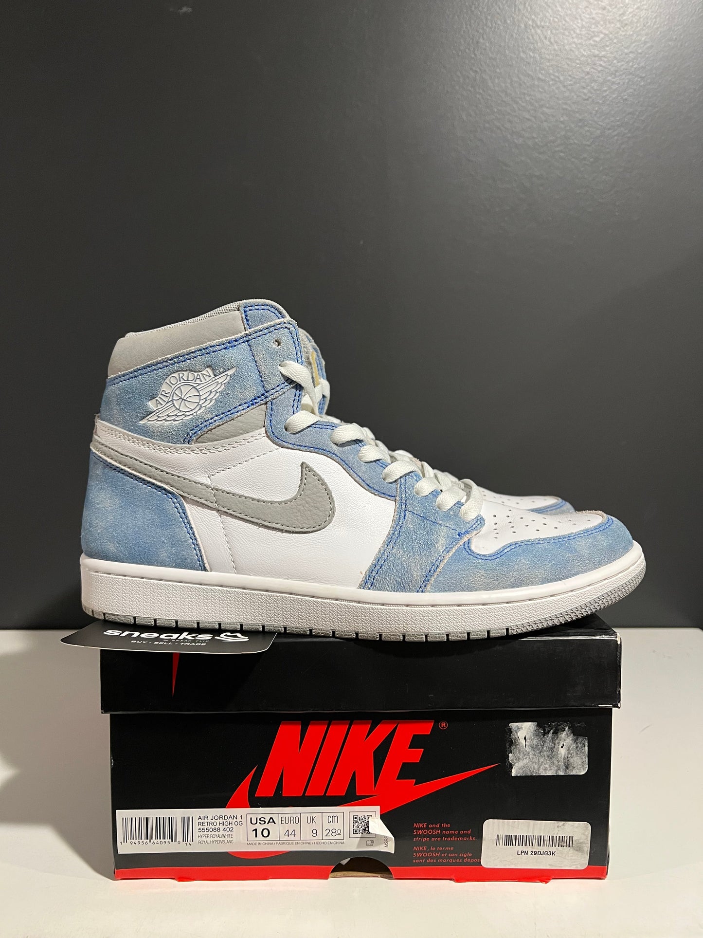 Jordan 1 Retro High Hyper Royal Smoke Grey - Used