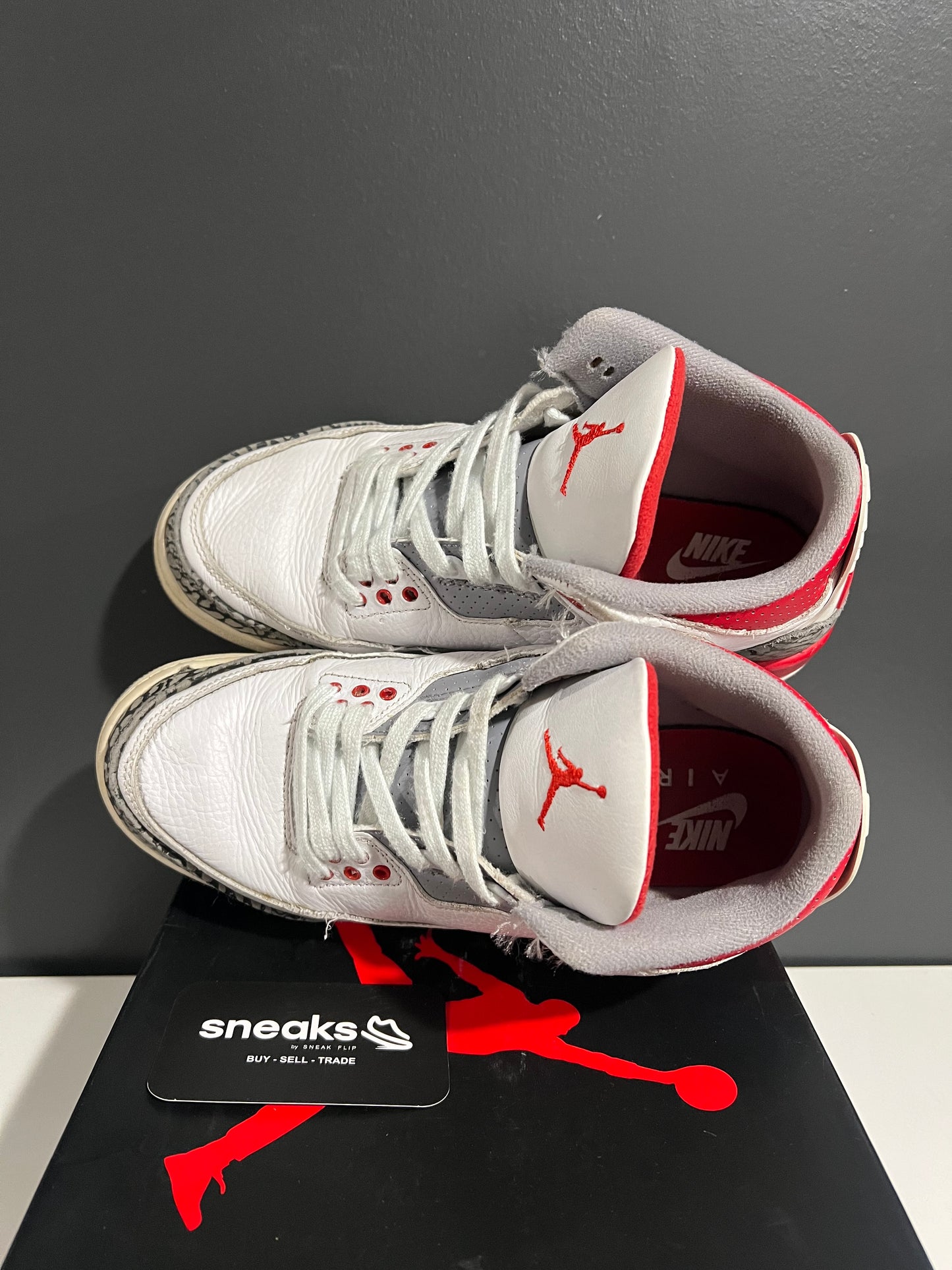 USED Air Jordan 3 Retro GS Fire Red 2022 DM0967-160 SIZE 7Y OG ALL AG25-331