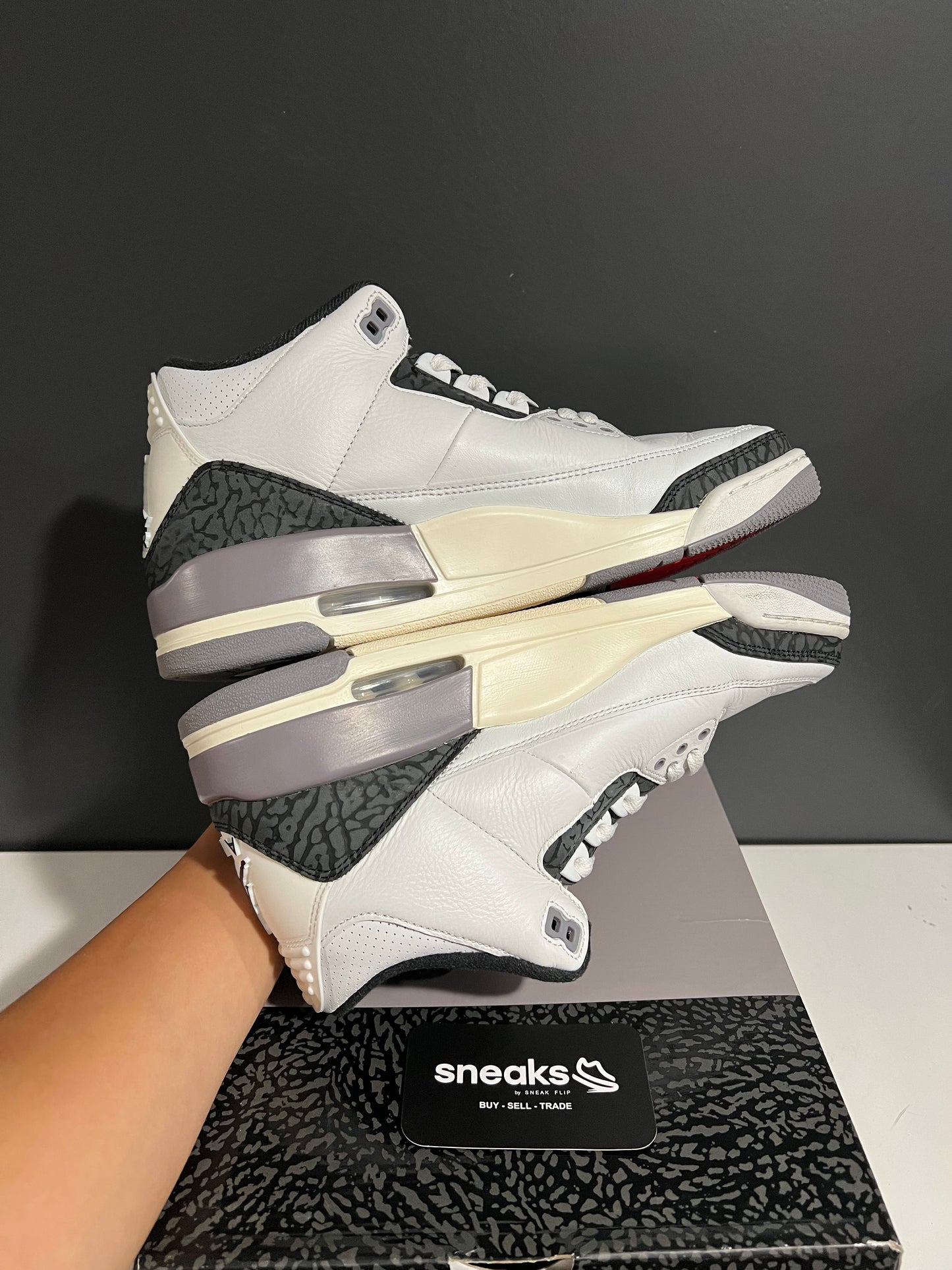 USED Air Jordan 3 Retro Cement Grey CT8532-106 SIZE 9M OG ALL AG25-327