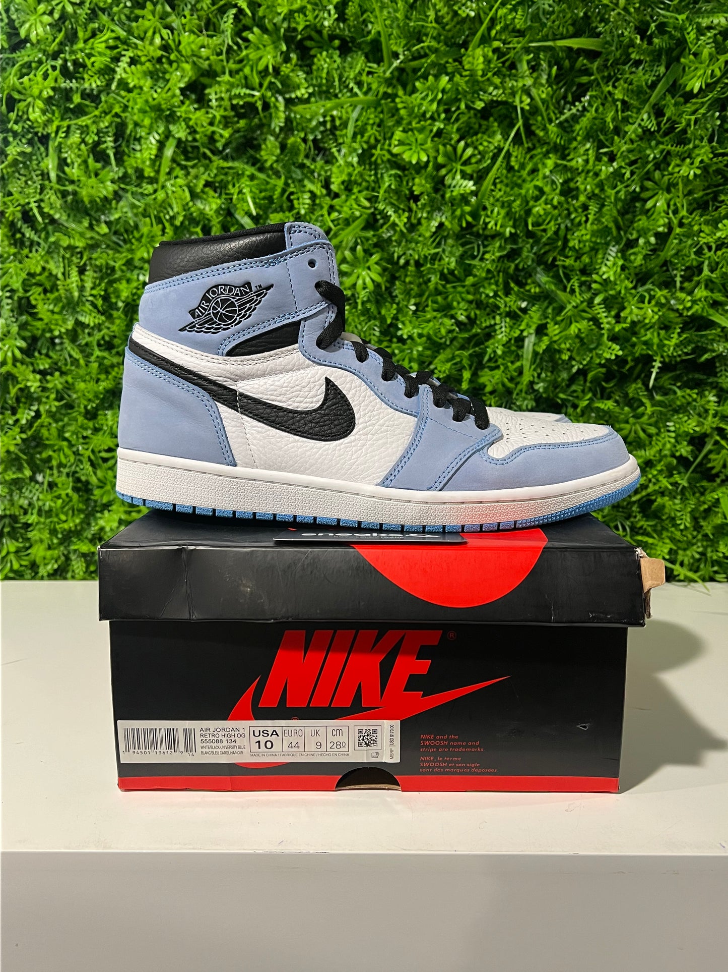 USED Air Jordan 1 Retro High OG University Blue 555088-134 SIZE 10M OG ALL