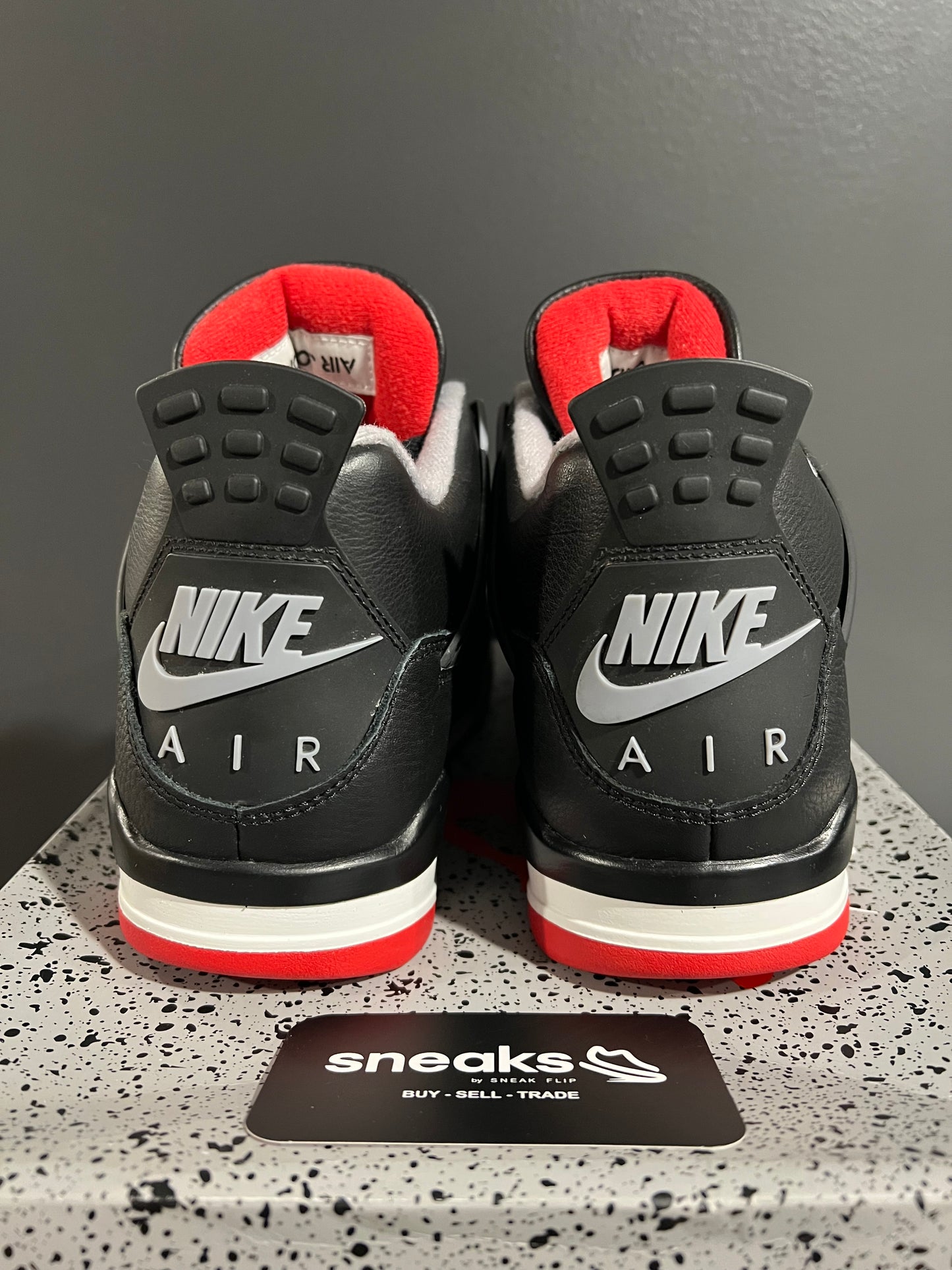 USED Air Jordan 4 Retro Bred Reimagined FV5029-006 SIZE 9.5M OG ALL JN25-80