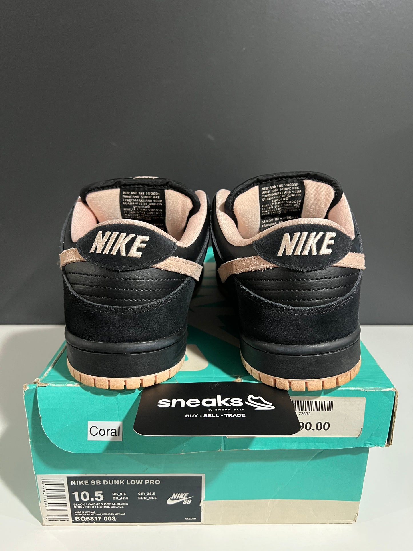 USED Nike SB Dunk Low Black Washed Coral BQ6817-003 SIZE 10.5M OG ALL JY25-303