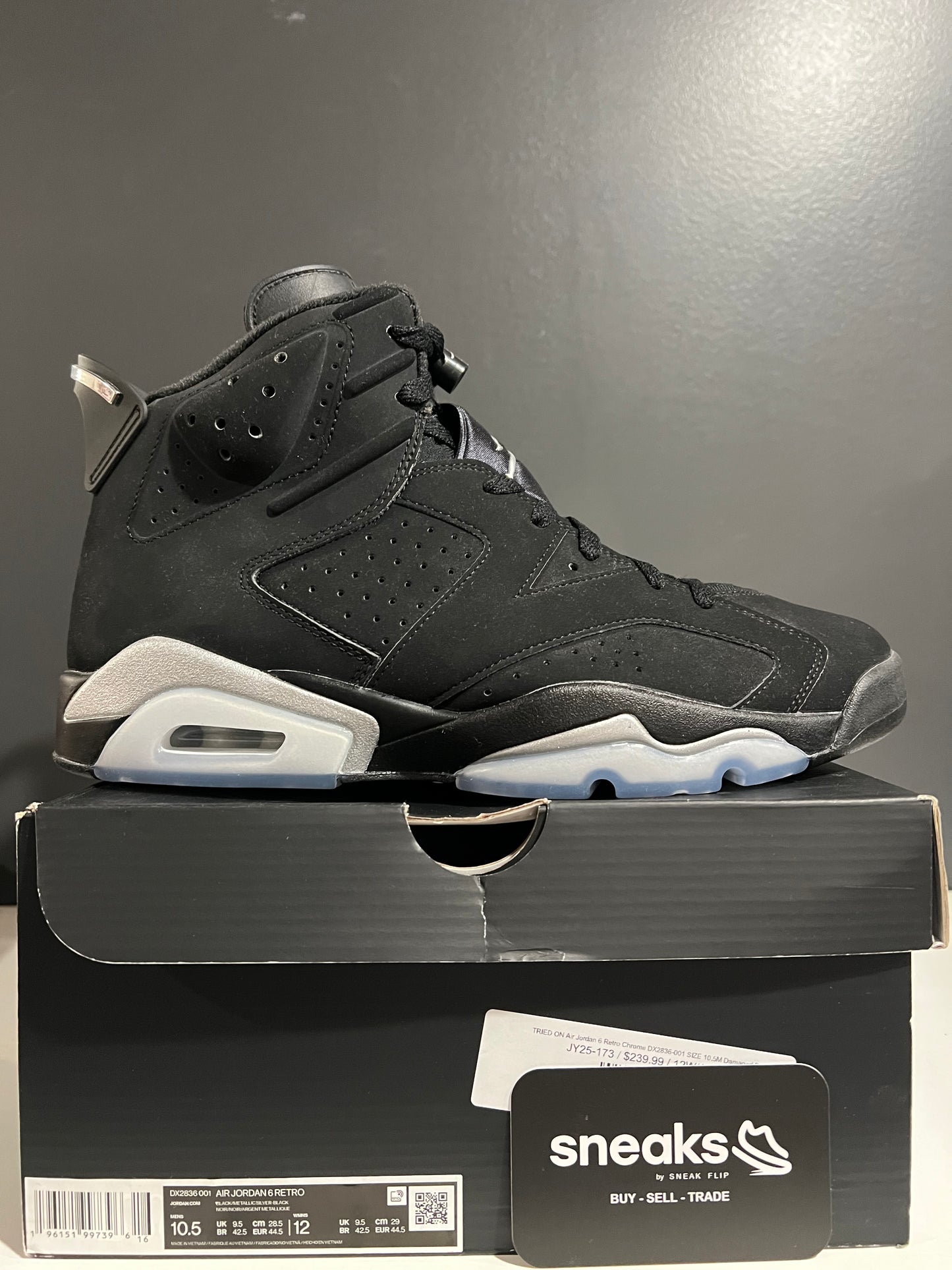TRIED ON Air Jordan 6 Retro Chrome DX2836-001 SIZE 10.5M Damaged Box JY25-173